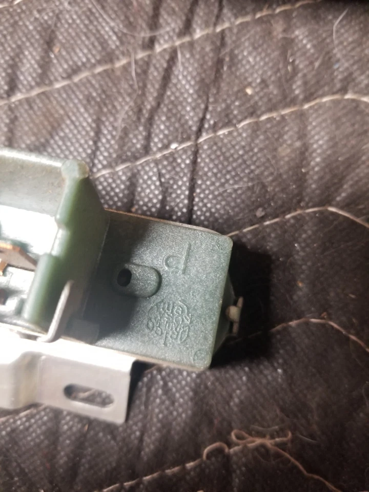 Nuevo interruptor de encendido Pontiac GTO Firebird GP 1969-1970 1990093 inclinable NOS Foto 2 de 3