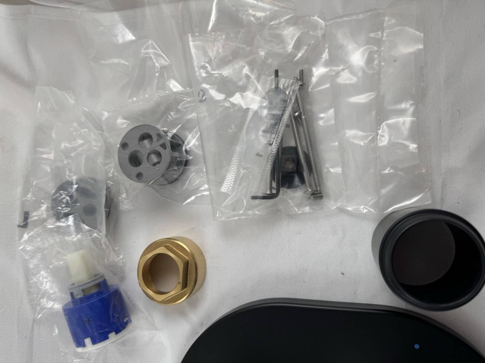 Moen UT3331BL CIA M-Core 3-Series 2-Handle Shower Trim Matte Black NEW