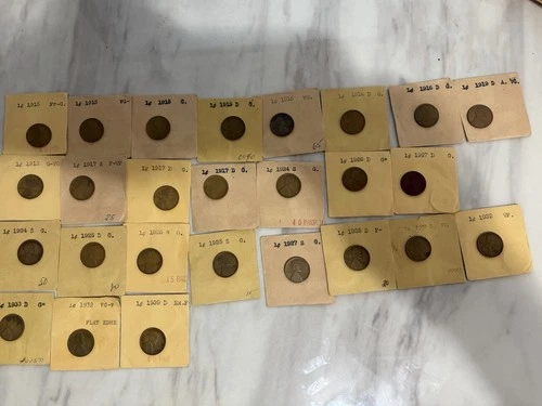 26 Semi Key Date Wheat Pennies. Plus 62 Wheat Pennies Various Dates
