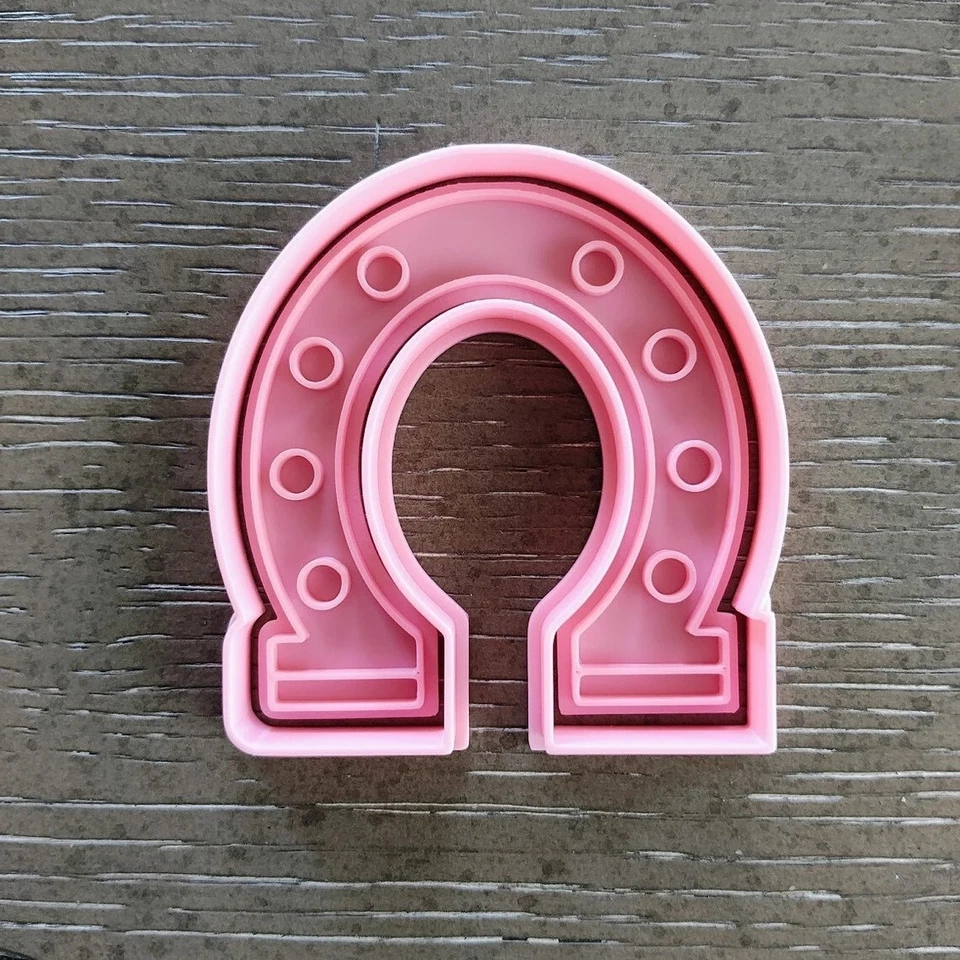 6-Piece Horses Themed Cookie Cutters & Stamp Set Pink + $5.00 Value Free Gift Foto 3 de 4