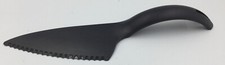 Tupperware Cut N Serve 5193A-7 Serrated Cake Pie Server - Black