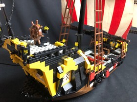1989 LEGO 6285 Pirates I Black Seas Barracuda (Dark Shark) Pirate Ship