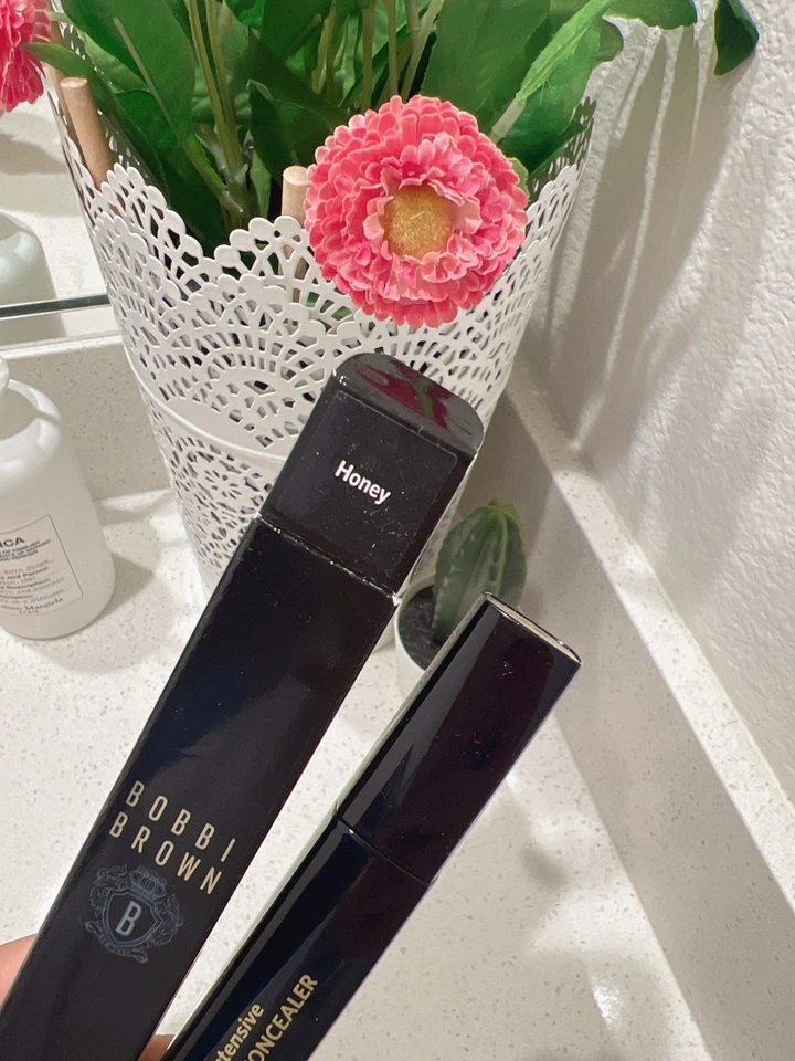 Corrector Suero Intensivo Bobbi Brown Miel 0.20 fl oz Nuevo En Caja Foto 2 de 4