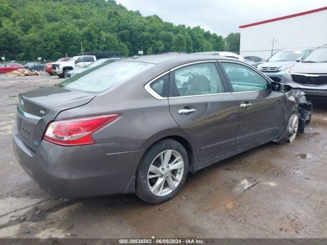 Used Air Cleaner Assembly fits: 2013 Nissan Altima Sdn 2.5L 4 cylinder Grade A - Image 4 of 4