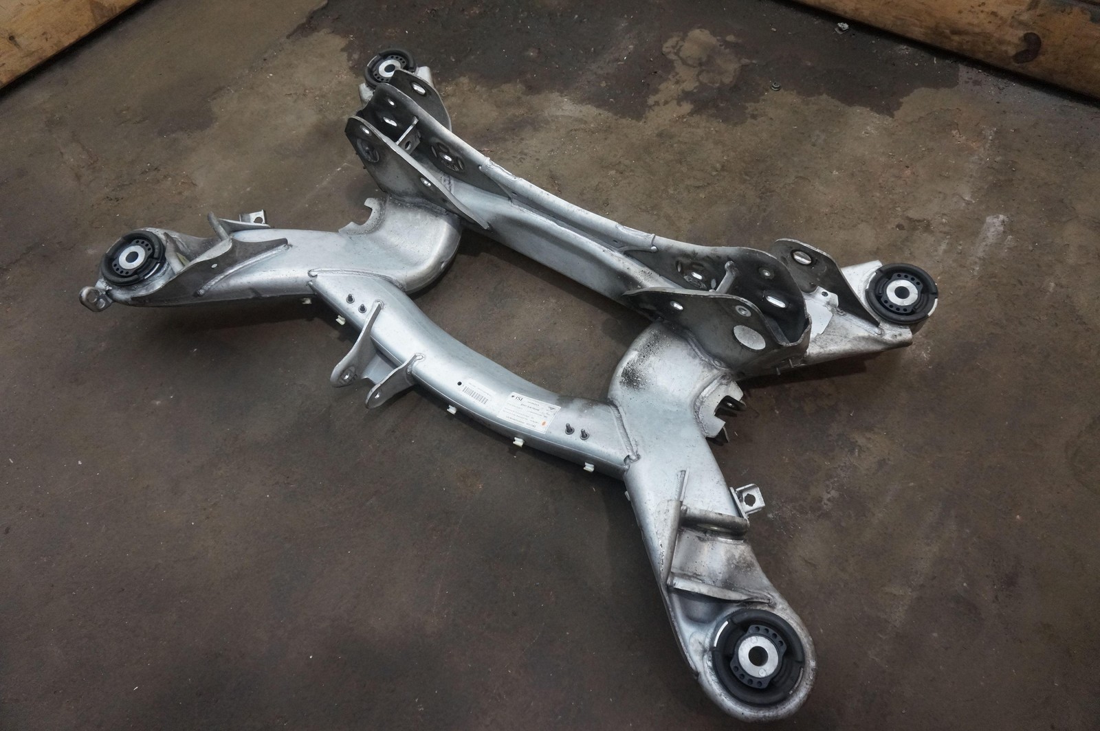 Rear Subframe Crossmember OEM 3W5505235 Bentley Continental Flying Spur 2006-12