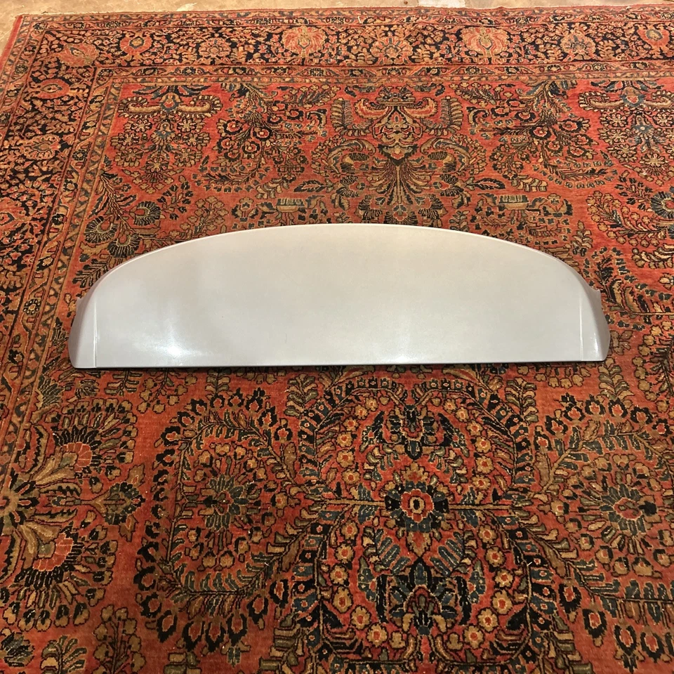 15-20 Toyota Sienna Rear Liftgate Spoiler Third Brake Light Paint Code 8s4  - Image 3 of 4