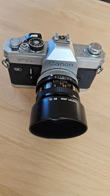 Canon FTb QL  mit  FD 1,8 / 50 mm  Objektiv analoge SLR
