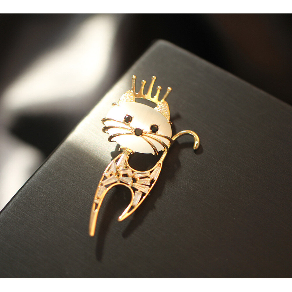 Enamel Alloy Brooch Enamel Brooch Pin Rhinestone Corsage Brooch Metal Lapel Pin