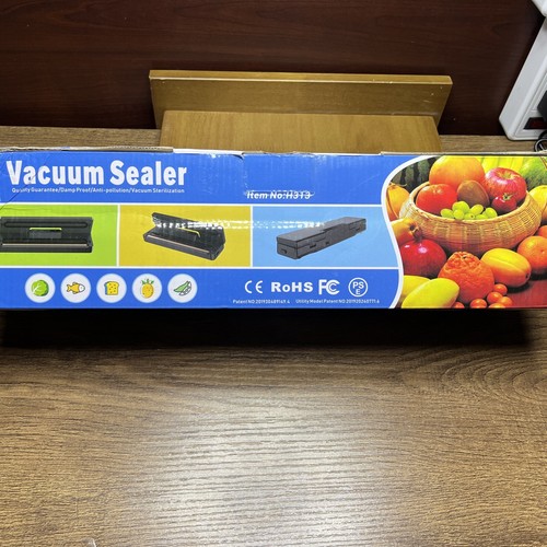 Vacuum Sealer Machine Automatic Food Saver Machine Multi-Use Food Prep W/ Bags - Picture 2 of 2