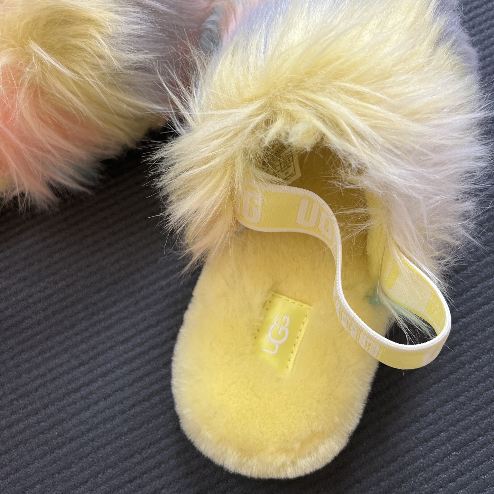 PANTOFOLA D’ORO UGG Ciabatta Donna Fluff Yeah Slide 1120033K Giallo Taglia 5 Nuova