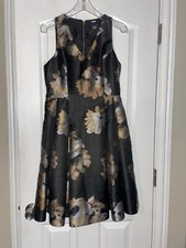 TOMMY HILFIGER FIT & FLARE PLEATED FLORAL DRESS SZ 8