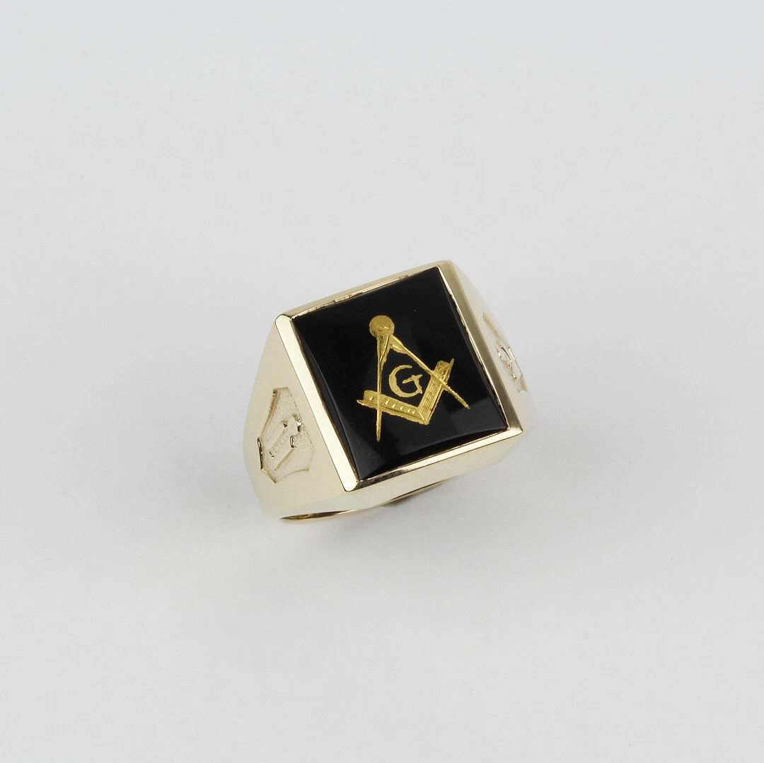 Vintage Mens 10k Yellow Gold Black Onyx Freemason Masonic Ring