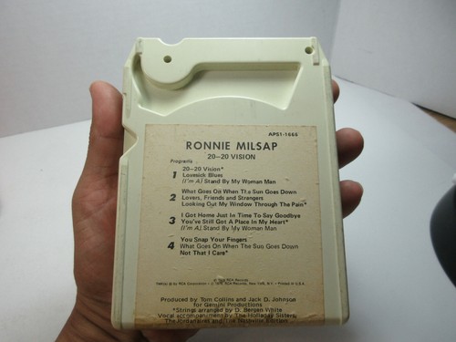 vintage 1976 Ronnie Milsap 20-20 Vision country music 8 Track tape RCA APS1-1666 - Picture 4 of 5
