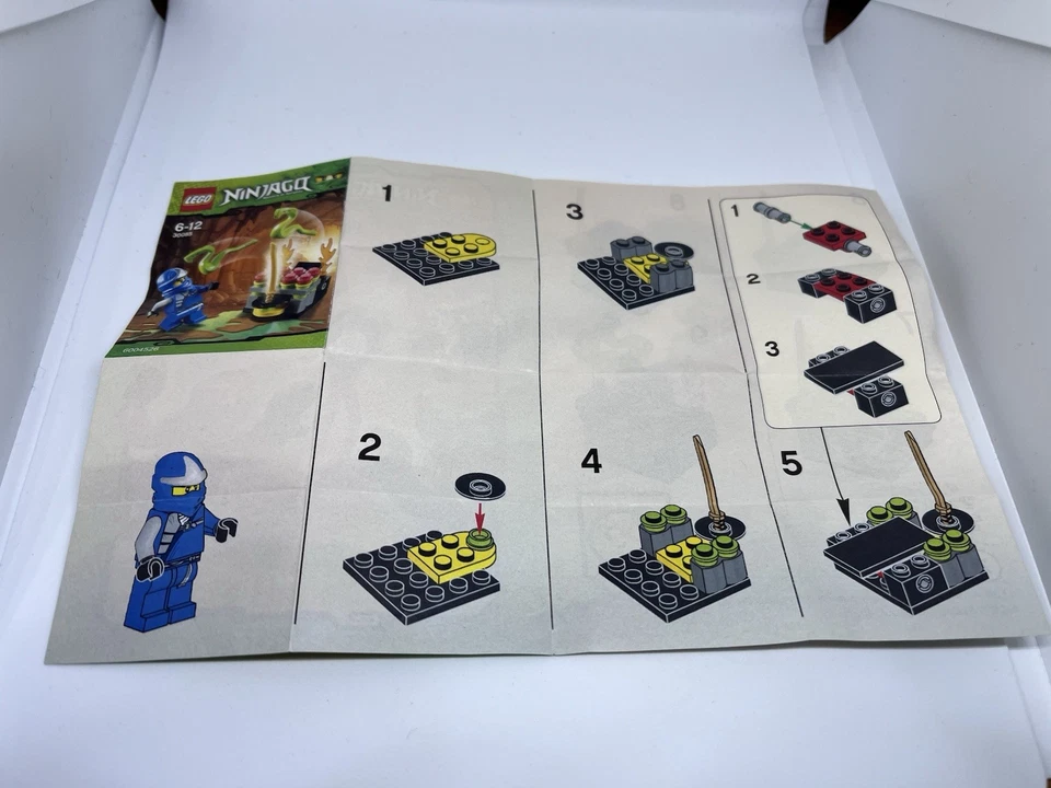 LEGO NINJAGO: Jumping Snakes (30085) with Instructions (No Minifigure), photo 4 of 5