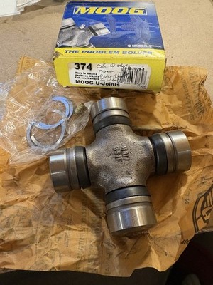 MOOG  374 U-JOINT UNIVERSAL JOINTS [9944]