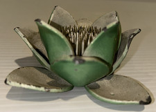 Vintage Water Lily Lotus Metal Flower Frog Floral Arranger chippy green paint