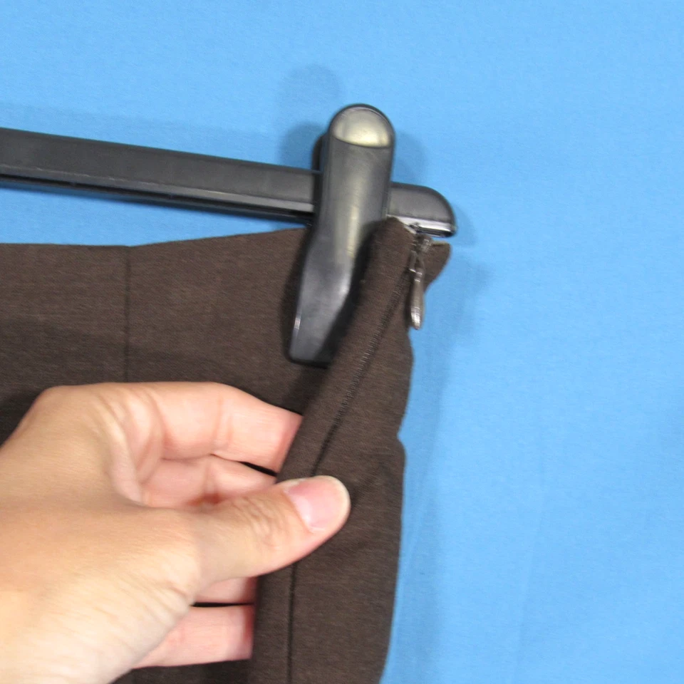 Falda recta/lápiz POLECI marrón oscuro embellecida floral cremallera DARTED talla 12 Foto 4 de 4