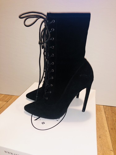 Steve Madden “Satisfied” Lace Up Bootie 