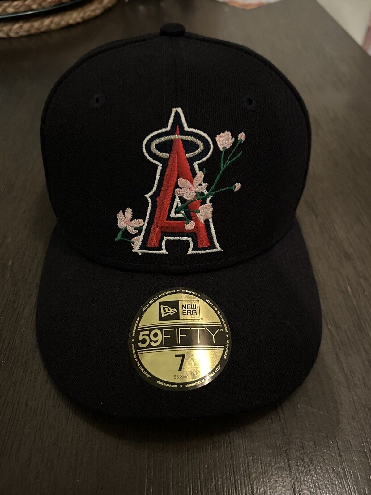 Picture 1 of 4