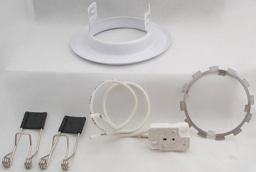 2 pcs MR16 Mounting Bracket Recess LED / Halogen Ceiling Light Fixture w/ socket - Picture 3 of 3