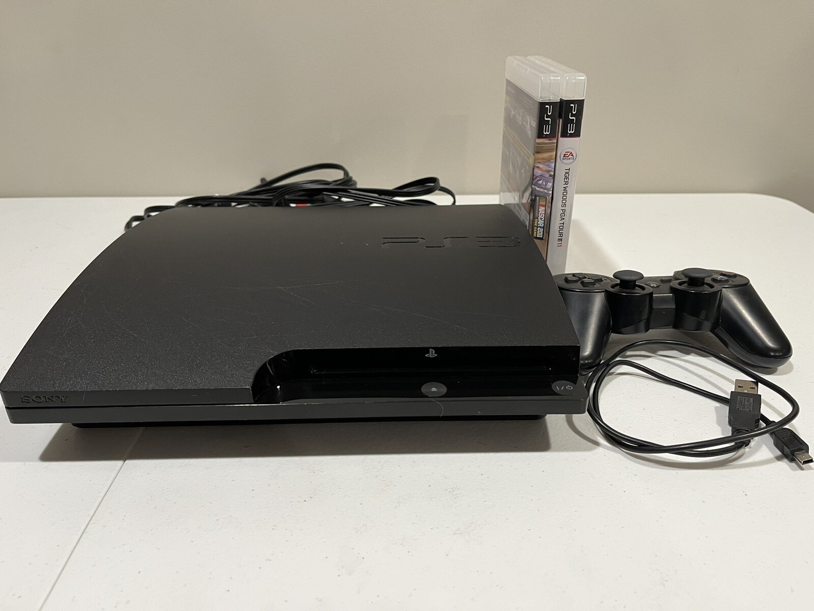 Sony PS3 Slim 160GB Console with OEM Controller Cords Games Tested