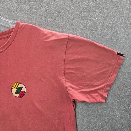 Undefeated Men Shirt XL Red UND Graphic Crew Neck Short Sleeve 5 Strike READ - Picture 5 of 11