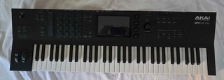 Akai MPC Key 61 Standalone Sampling Keyboard Workstation
