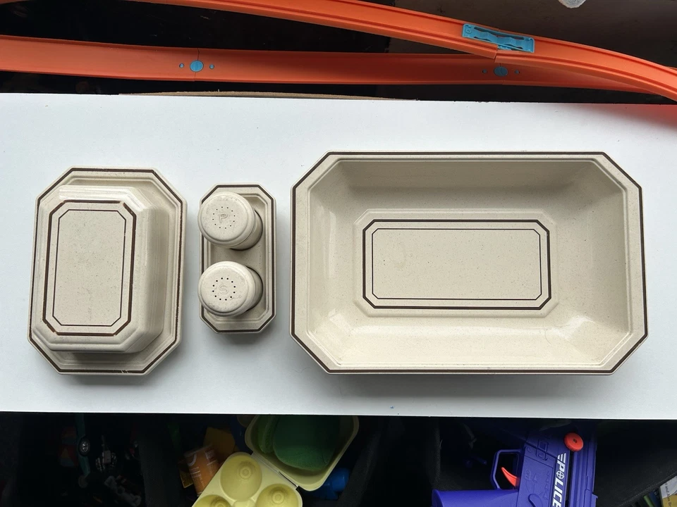 Vintage EMSA Salt & Pepper Butter Dish Set Melamine 1970’s - Image 3 of 4
