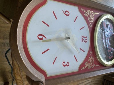 Vintage 1986 Stroh's Beer Electric Light Up Clock Sign Works Great