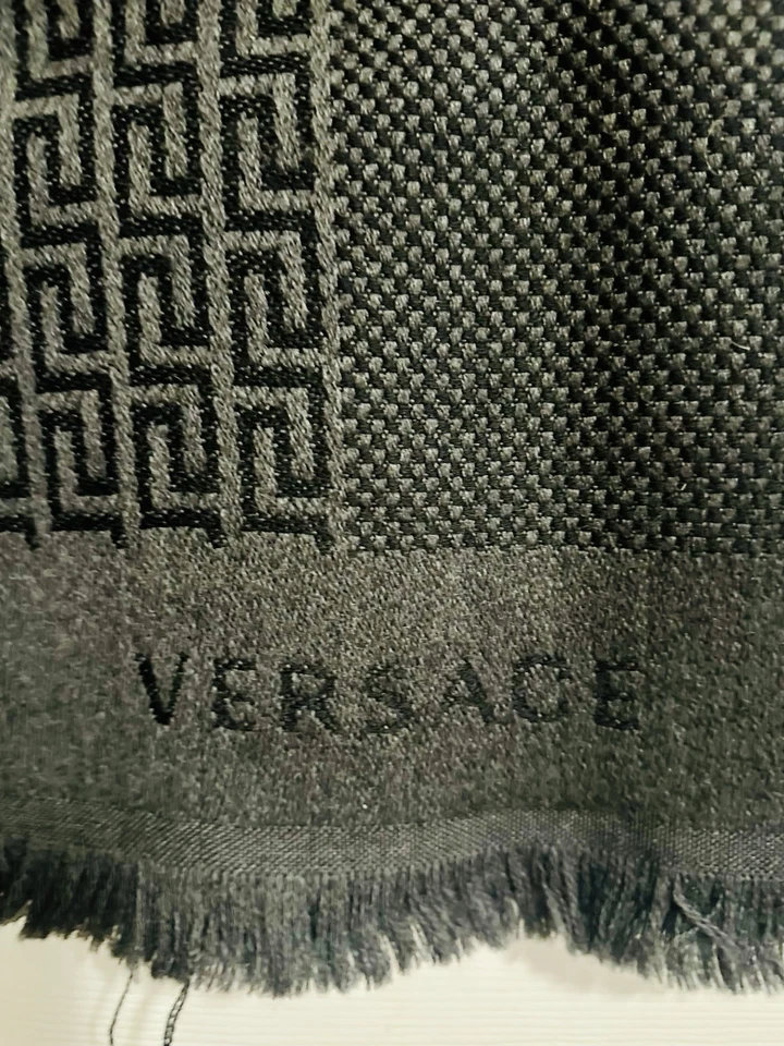 Versace Medusa Logo Black Scarf Unisex Authentic - Image 4 of 4