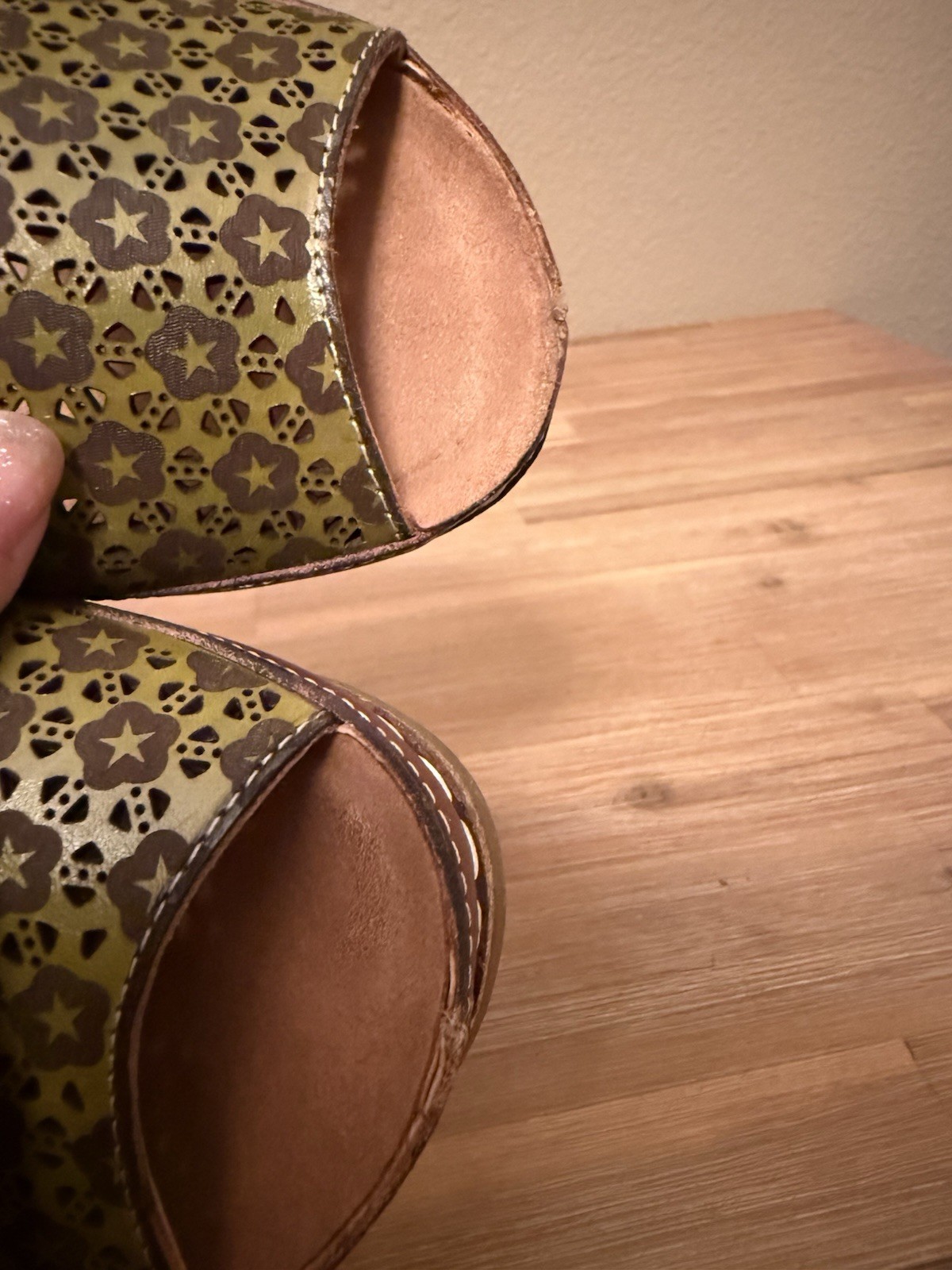 L’Artiste by Spring Step Delphia Green Floral Wedge Sandals Leather  39 / 8.5