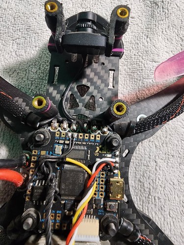 Tbs Source One V3 6s Dys 1750kv Dji Air Unit Fpv Racing Freestyle Drone - Imagen 13 de 15