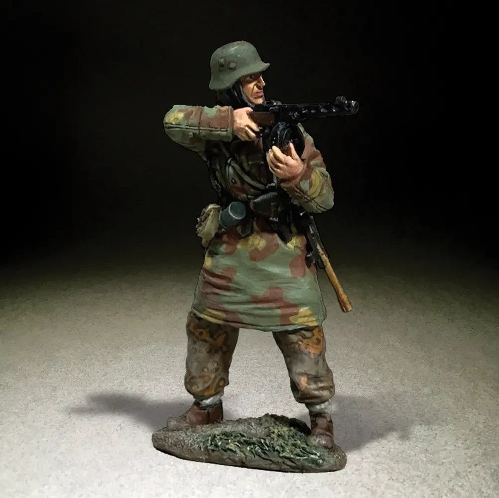 BRITAINS SOLDIERS 25119 - German Waffen in Italian Camo & PPSH 41 Diecast Figure