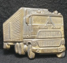 XA11153 VINTAGE 1970s CUT-OUT  CAB OVER SEMI-TRUCK 18-WHEELER  ART BELT BUCKLE