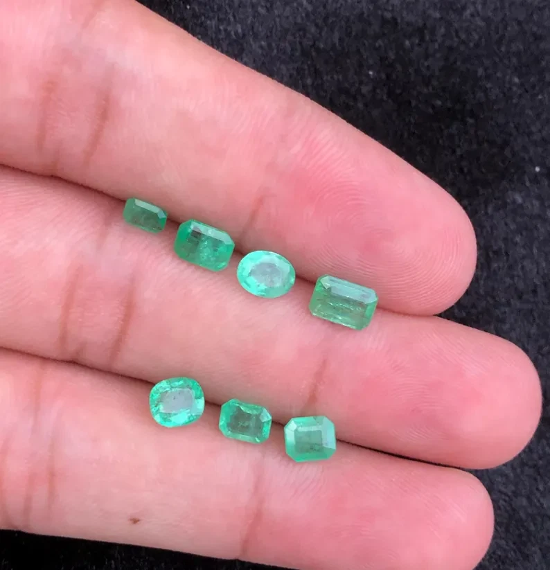 Natural Green Emerald from Zambia Mixed Cut 4.15Cts - Image 3 of 4