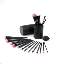 18-Piece Professional Makeup Brush Set with Leather Travel Case & Beauty Blender