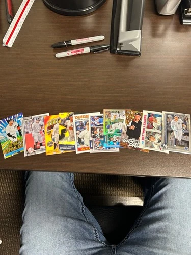 Aaron Judge 2025/26 Topps Lot of 10 Cards see pics