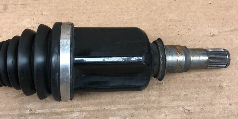 Mercedes-Benz E63 AMG 2018-2020 eje delantero izquierdo del lado del conductor eje de transmisión OEM Foto 4 de 4