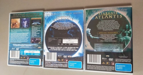 Stargate Atlantis : TV Series Season 1, 2 & 4 DVD 15 Discs. - Picture 2 of 5