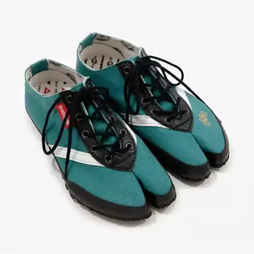 Le coq sportif sneakers cheap collaboration