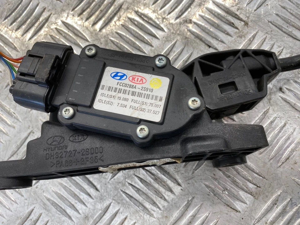 Pedal acelerador acelerador Hyundai ix35 1.7 2010-2015 32727-2s000 Foto 3 de 3