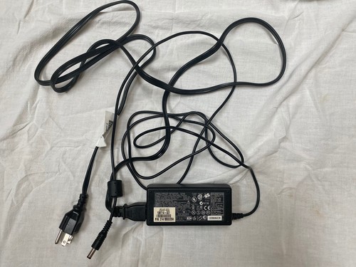 Compaq AC Adapter PA-1600-02 Part Number 177625-01 - Picture 3 of 3