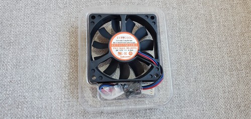 StarTech 70x15mm (FAN8X25TX3L) Ball Bearing Computer Case Cooling Fan - Picture 2 of 5
