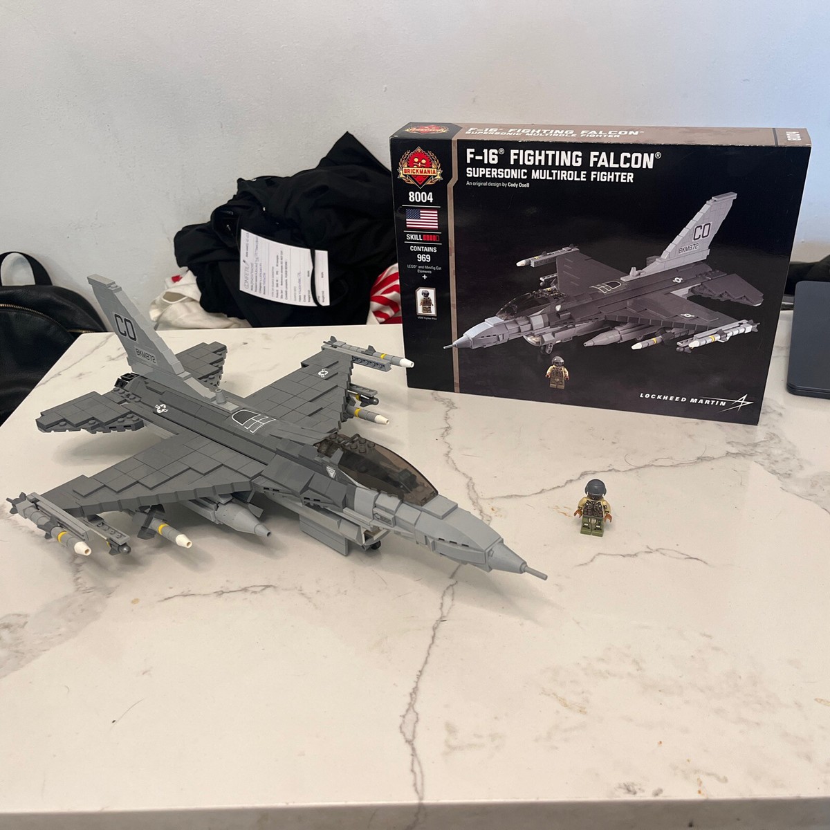 LEGO Brickmania F-16 Fighting Falcon Supersonic Multirole Fighter