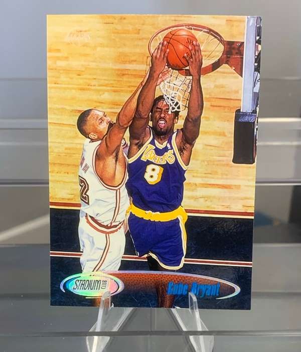 1998-99 Stadium Club #170 Kobe Bryant Los Angeles Lakers