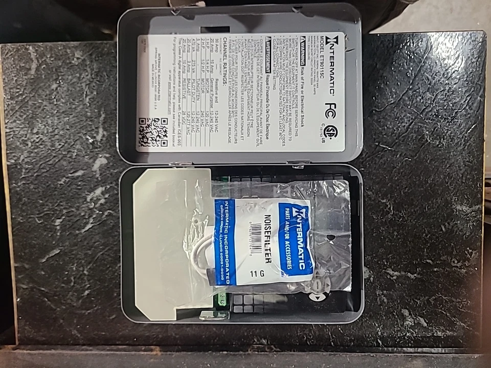 Temporizador Intermatic MODELO ET90115C ENTRADA 120-277 VAC 50/60 Hz 16 vatios 30 amperios Foto 4 de 4