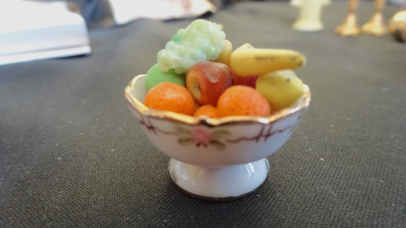 Artisan Jo Parker Miniature Fruit Bowl 1 inch Porcelain Gold Gilt Dollhouse 1:12