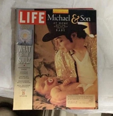 LIFE Magazine Dec 1997 Michael Jackson & Son King of Pop What Is The Soul?