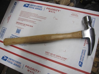 Vaughan 707M - 32 Oz. Corrugated Face Framing Hammer ( Nice )