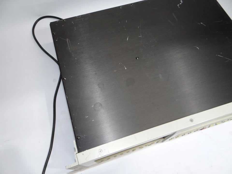 Fostex RD-8 ADAT Recorder VHS Digital Multi-Track Recorder MultiTrack -Powers ON - Image 4 of 4